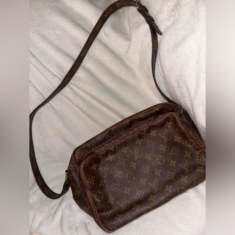 Vintage Louis Vuitton cross body